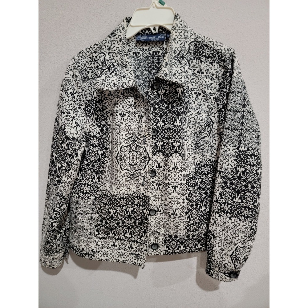 Susan Graver Tapestry Print Jacket Button Up Size XS Black White Button Down